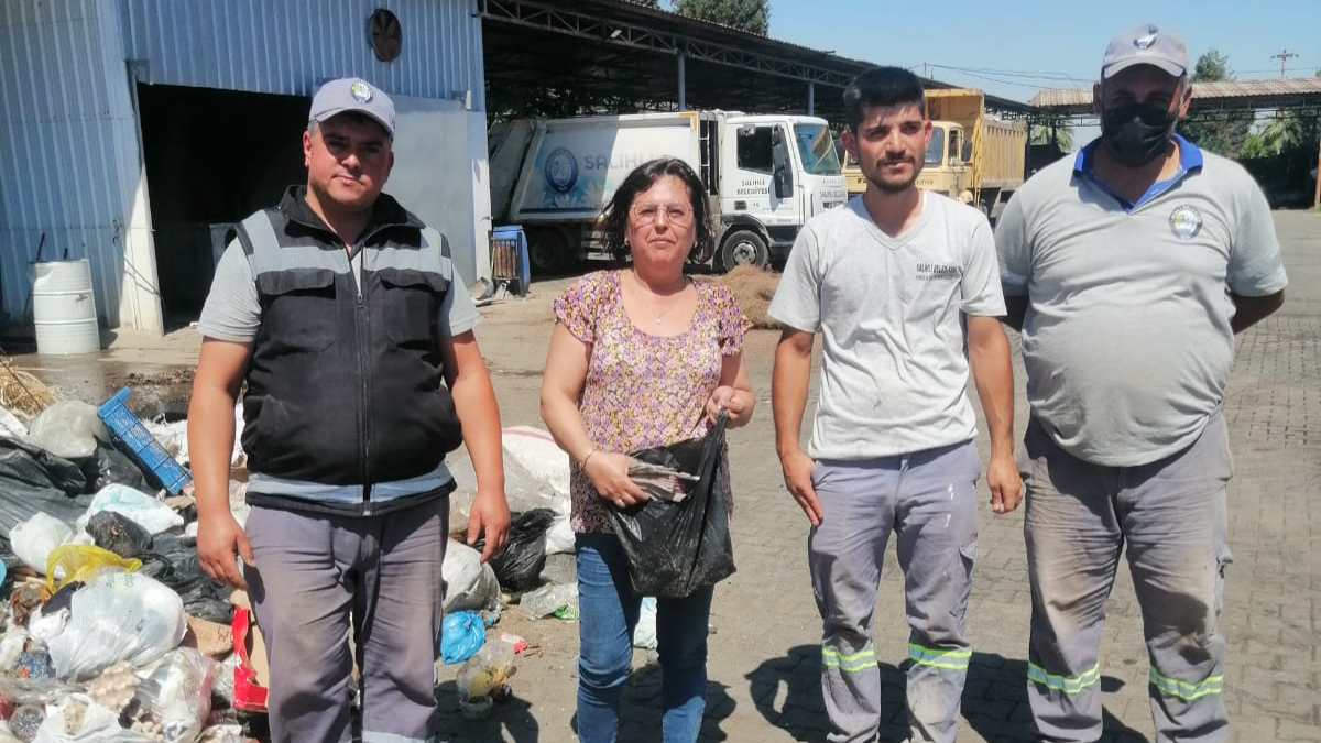 Çöpe Atılan 150 Bin Lirayı Belediye Ekipleri Buldu