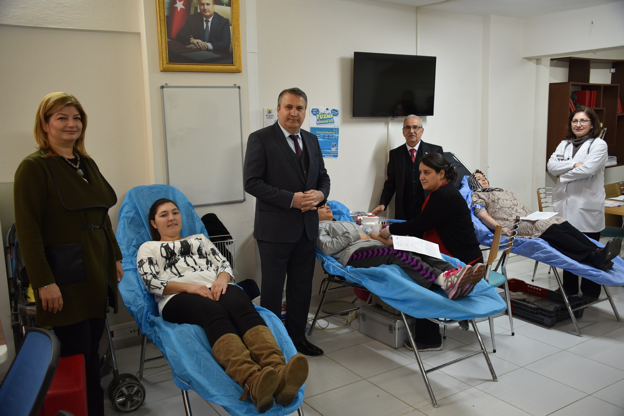Kadınlardan Kan Bağışı