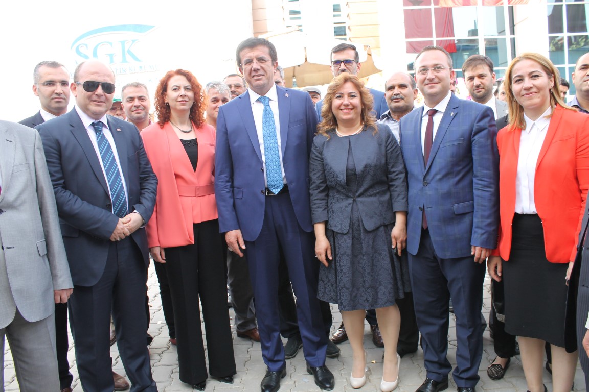 Cumhurbaşkanı'ndan Selam Getirdi