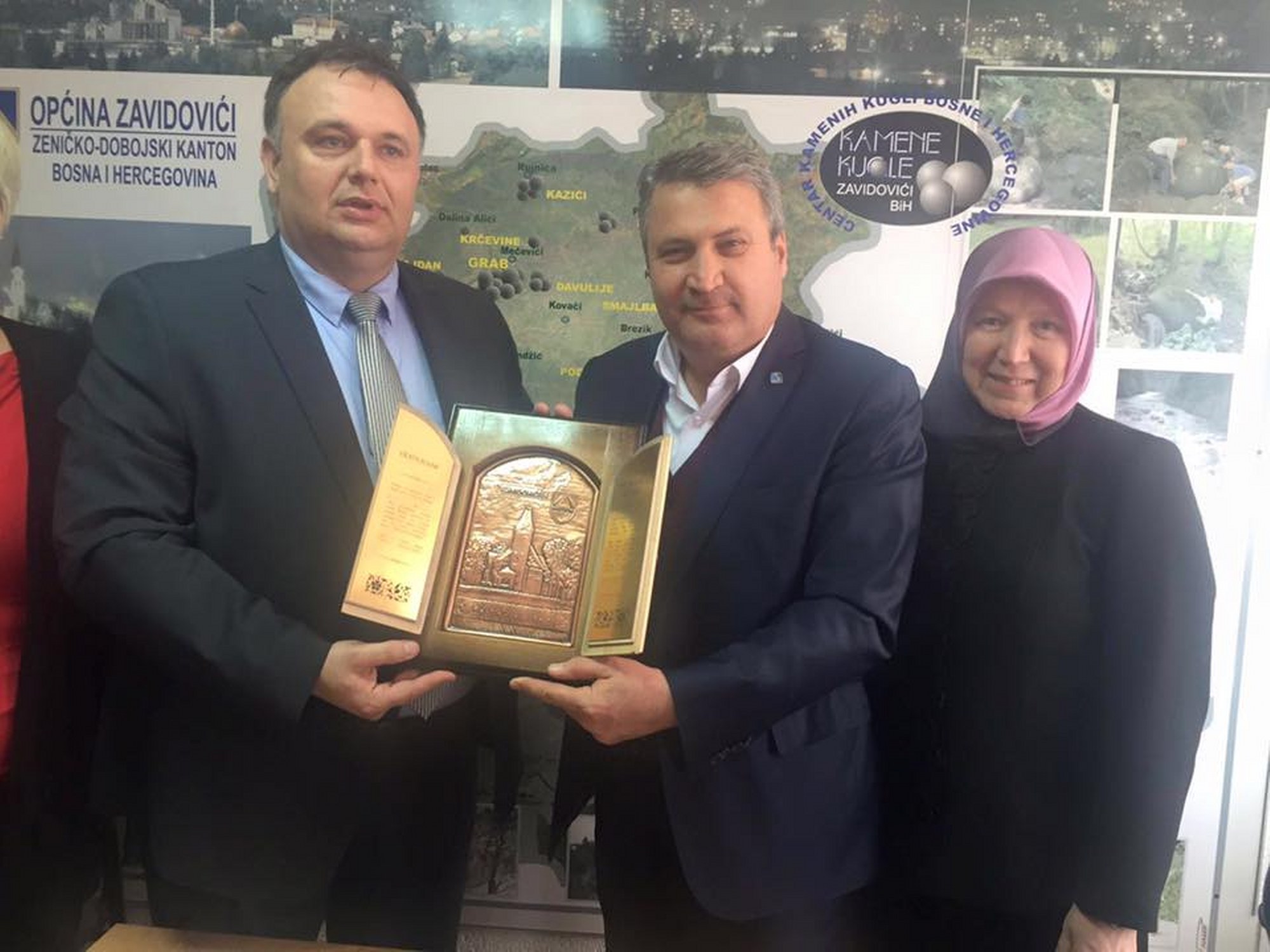 Yunusemre Zavidovici İle Kardeşliğini Pekiştirdi