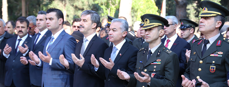 şehitler İçin Eller Semaya Açıldı