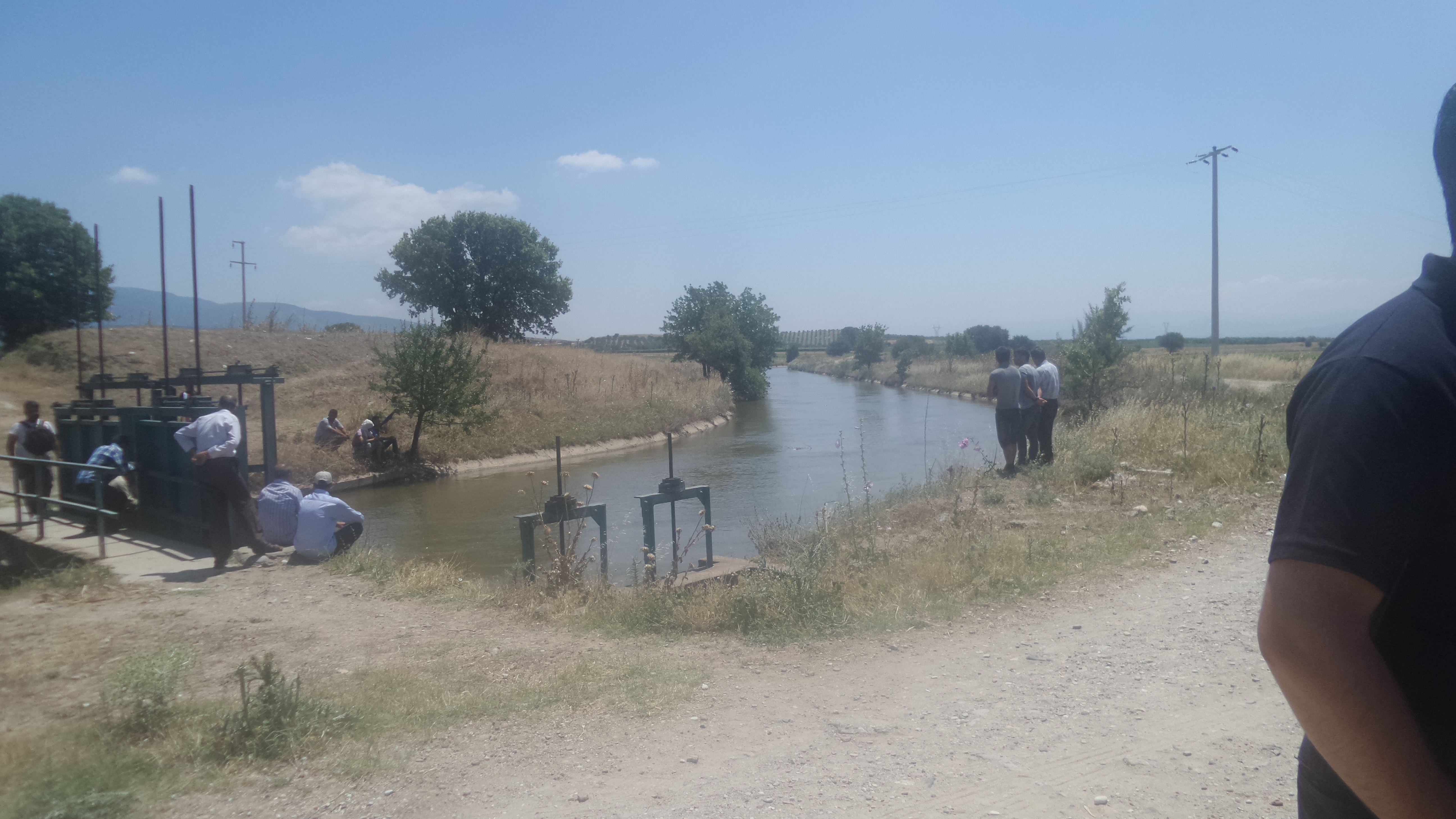 Umutsuz Bekleyiş Sürüyor