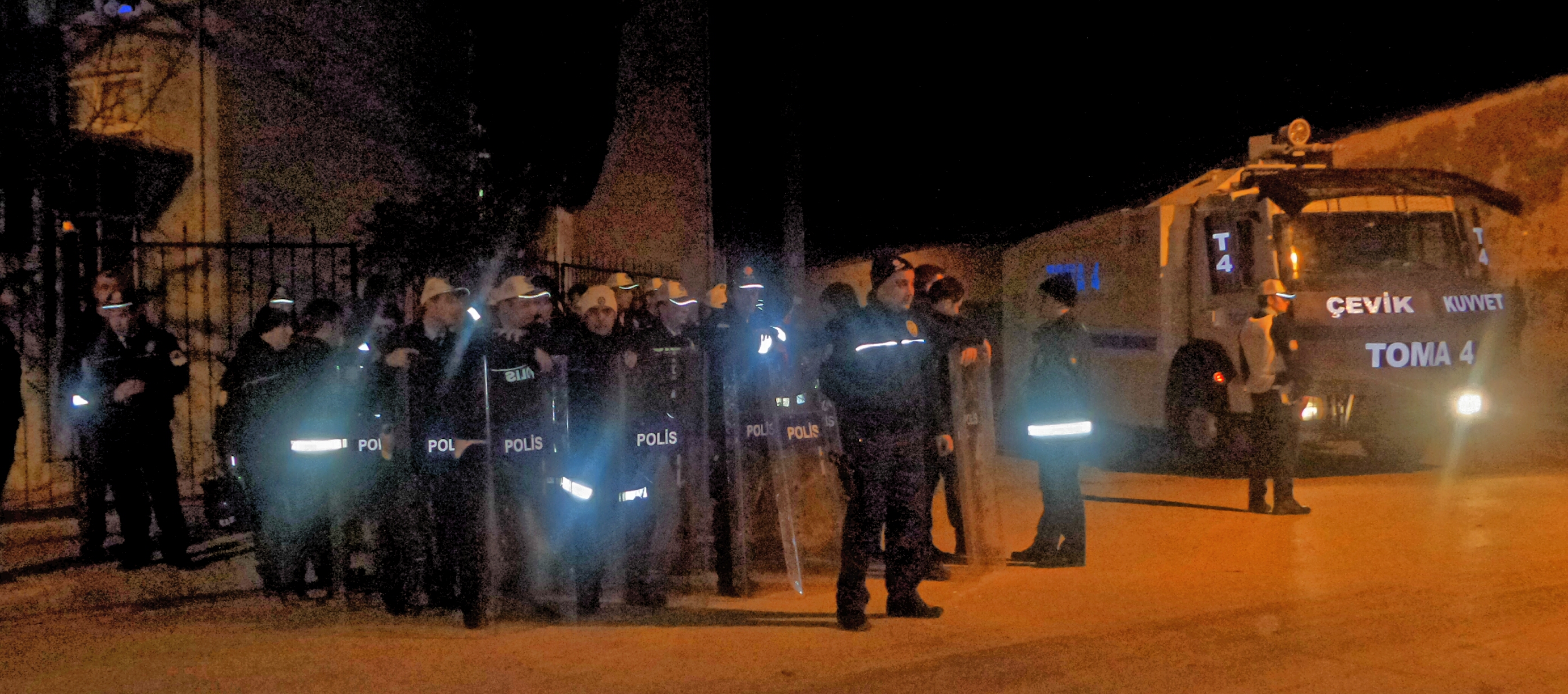 Turgutlu’da 9 Gözaltı