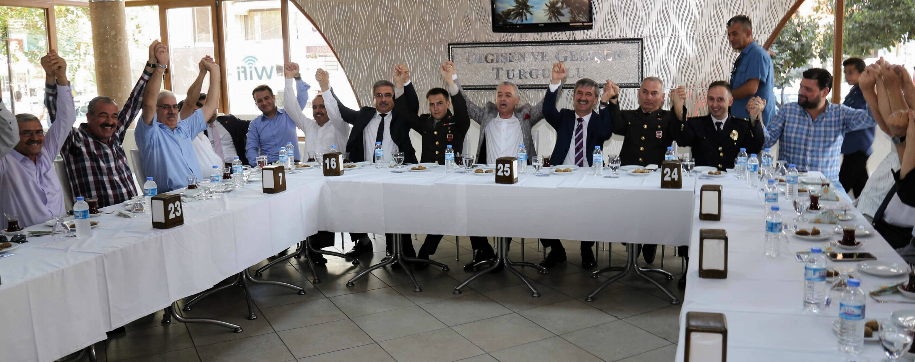 Protokol'den Birlik Beraberlik Mesajı