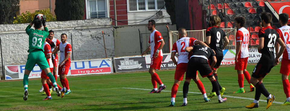Turgutluspor Uydurma Penaltı Kurbanı