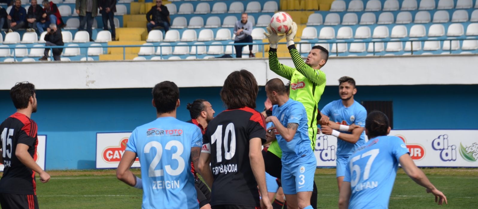 Kasaba Pazar’da Kaybetti 2-0