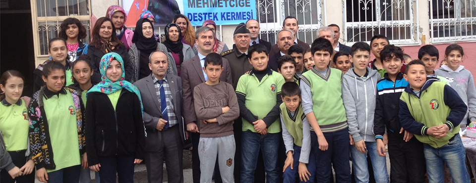 öğrenciler'den Afrin şehitleri İçin Kermes