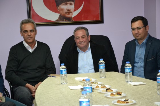 Chp İlçe Yönetimi Esnaf Odalarını Ziyaret Etti