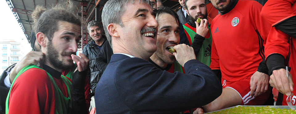 Başkan'dan Turgutluspor'a Tatlı Ziyaret