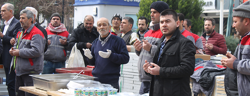 şehitlerimiz İçin Eller Semaya Açıldı