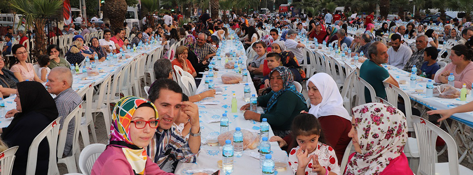 Gönül Sofrasında Binlerce Vatandaş Bir Araya Geldi