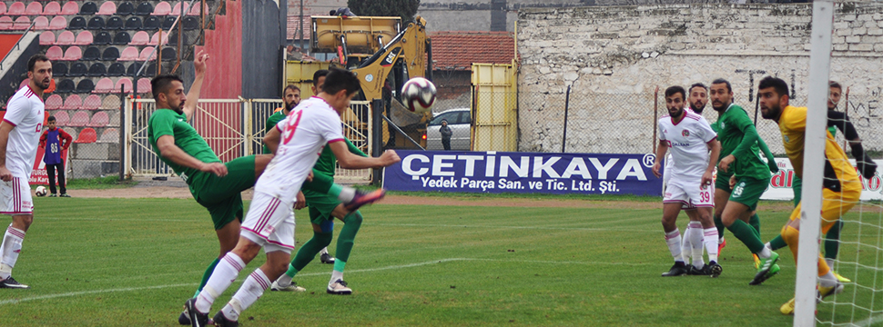 Turgutluspor'u Kaçan Goller Ve Hakem Durdurdu 0-0