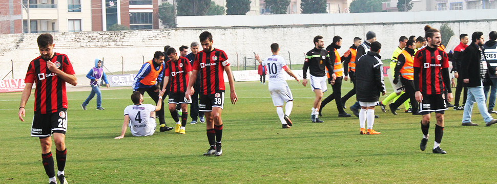 Turgutluspor Karacabey'den Eli Boş Döndü