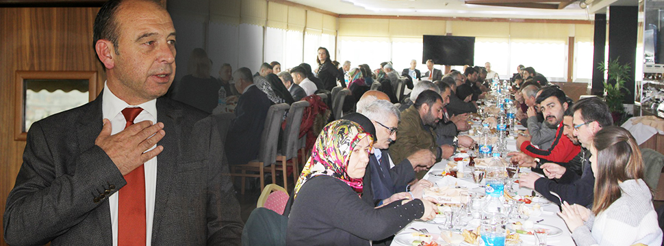 çetin Akın; "şehit Ailelerine Sahip çıkmak Bir Vatandaş Olarak Namus Borcumdur"