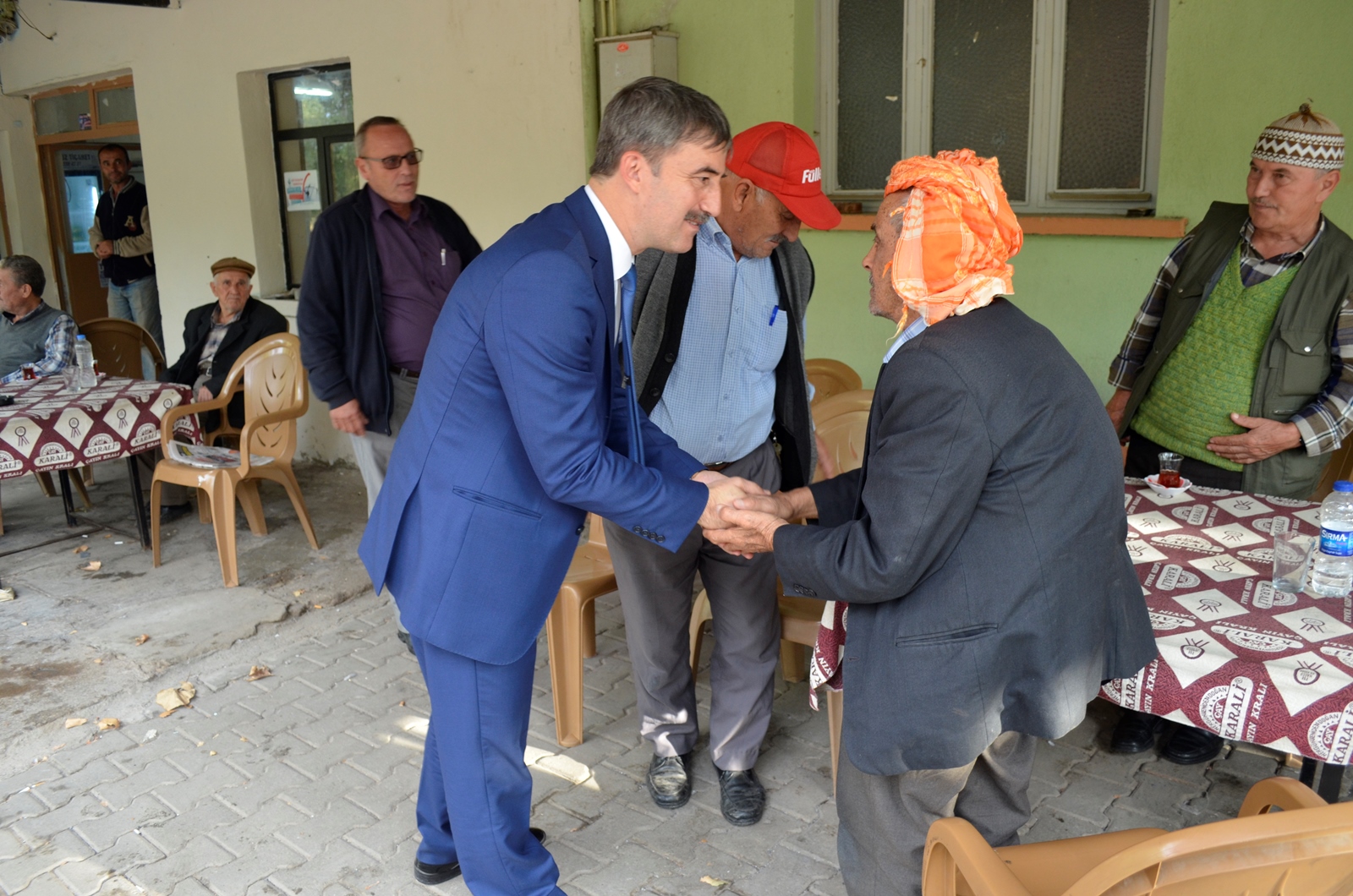 Başkan Yeniköy’de Hasret Giderdi