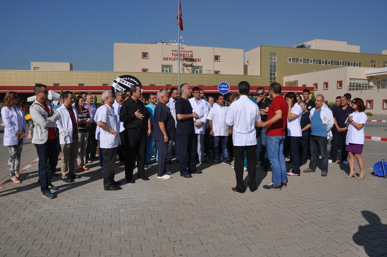 Doktorlar şiddete İsyan Ettiler
