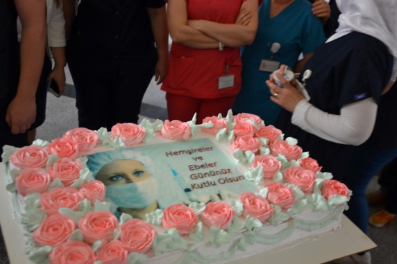 Devlet Hastanesi Hemşirelerini Unutmadı