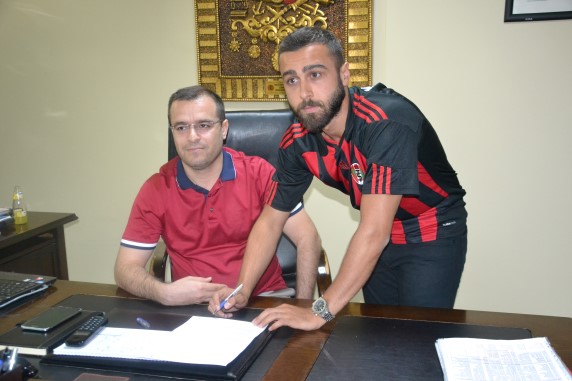 Turgutluspor Defansı Güçlendirdi