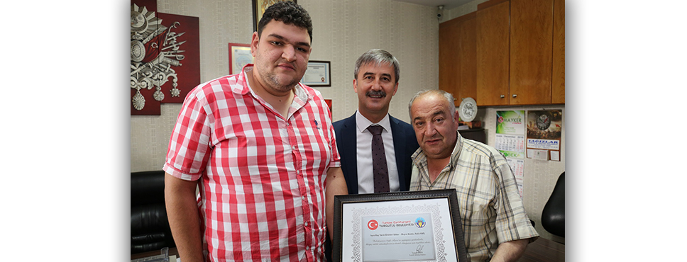 Başkan'dan Hayırsever Esnafa Ziyaret