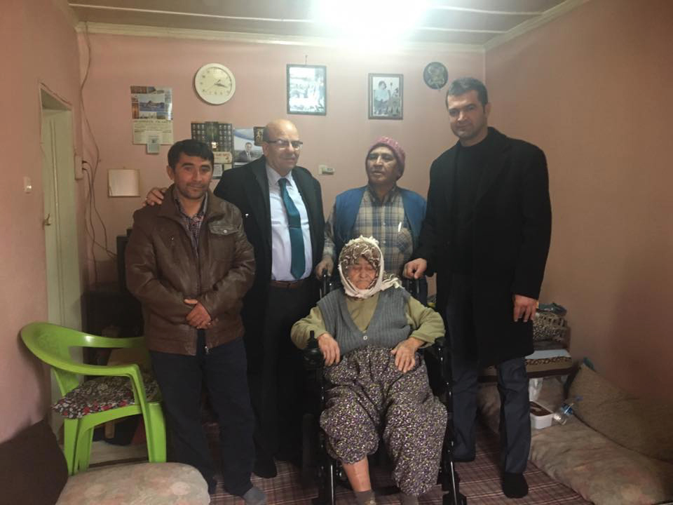 Engelliye Yeni Yıl Hediyesi