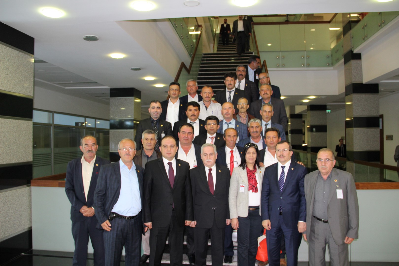 Muhtarlar Yeni Büyükşehir Yasasını Bekliyor