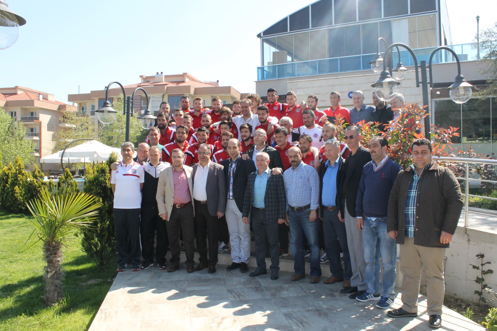 Turgutluspor Has Bahçede
