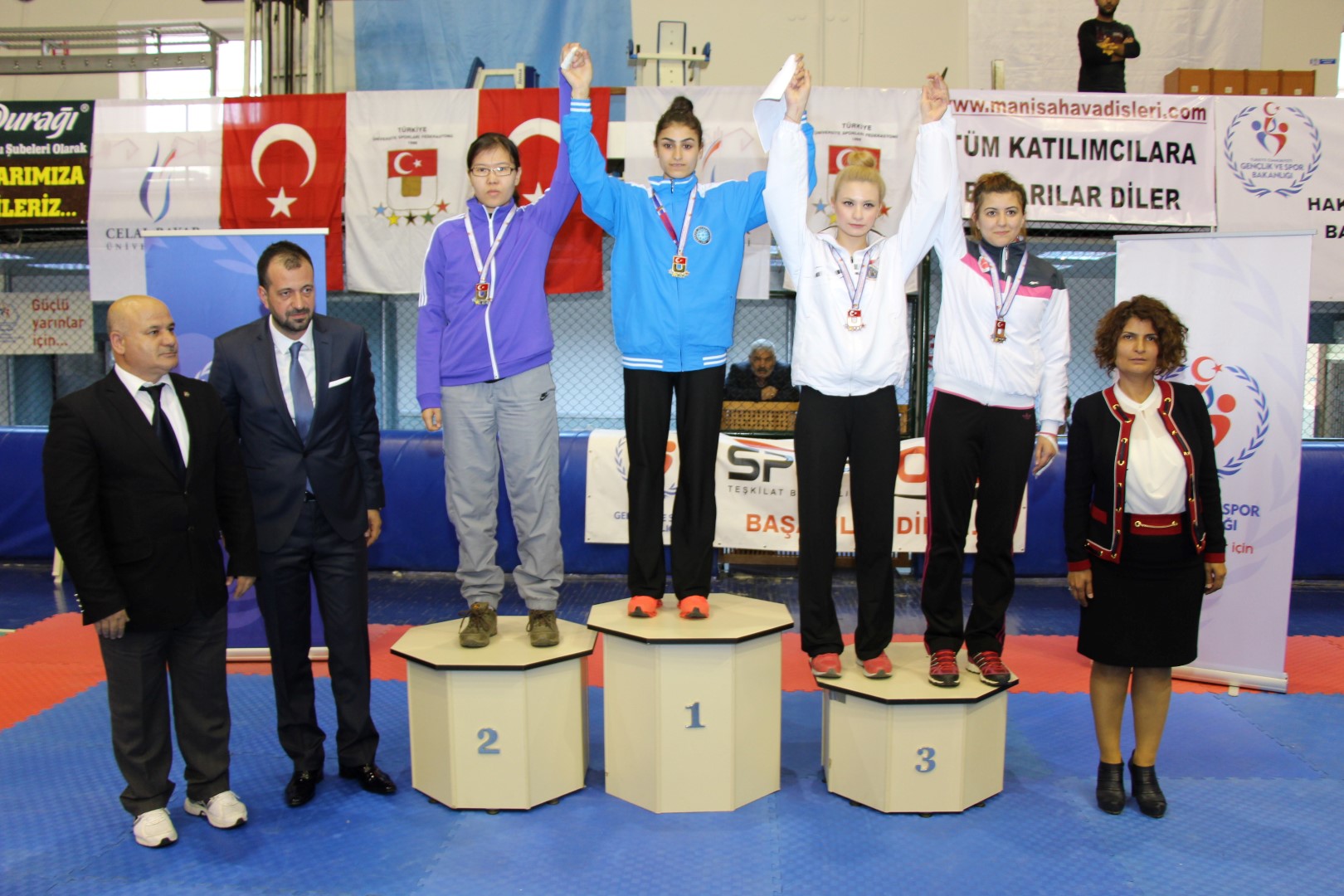 Manisa’da Taekwando şöleni Başladı