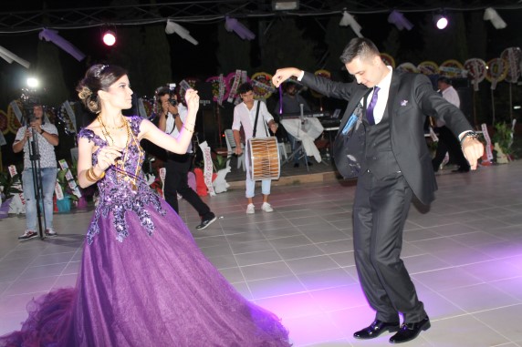 Gonca Ve Bilal Mutluluğa İlk Adımlarını Attılar