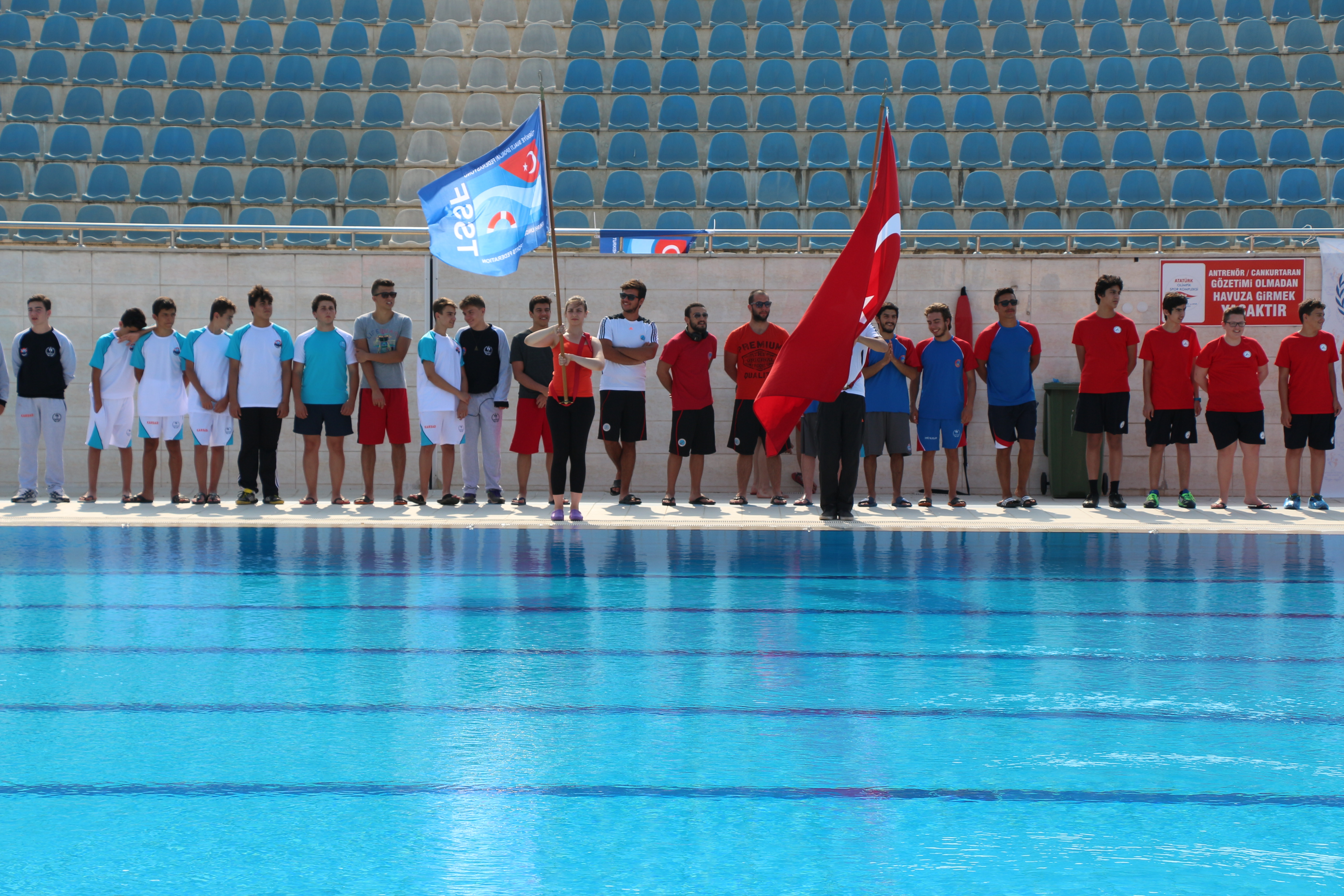 Manisa’da 371 Sporcunun Katıldığı Sualtı Hokeyi Heyecanı Başladı