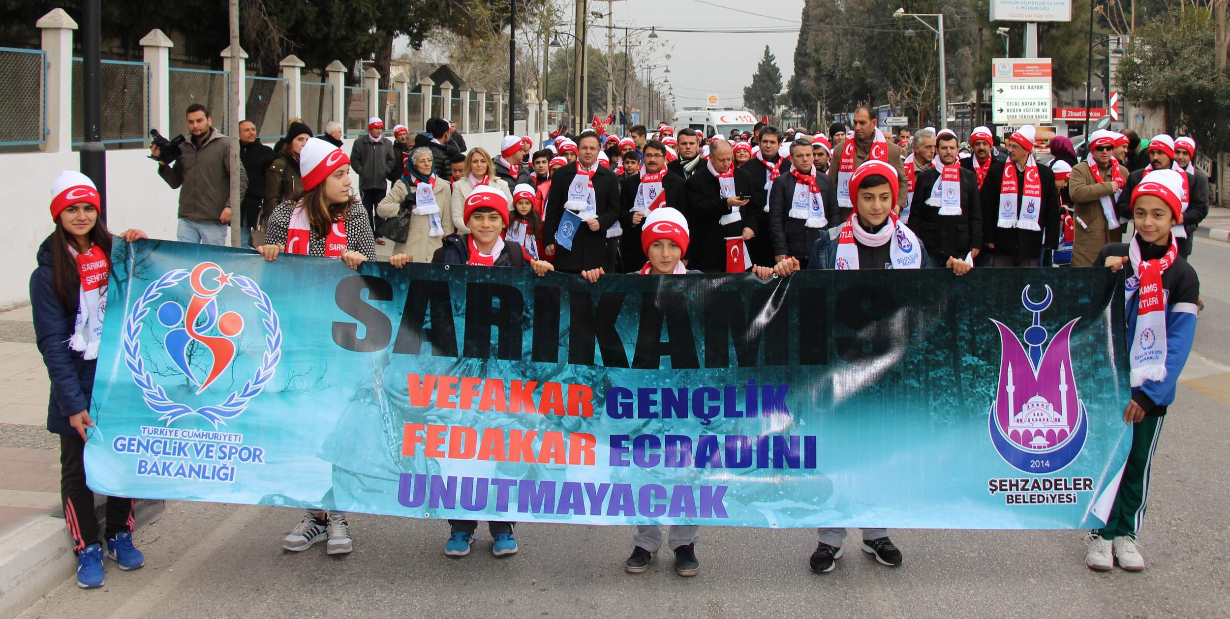 Manisalılar Sarıkamış şehitleri İçin Yürüdüler
