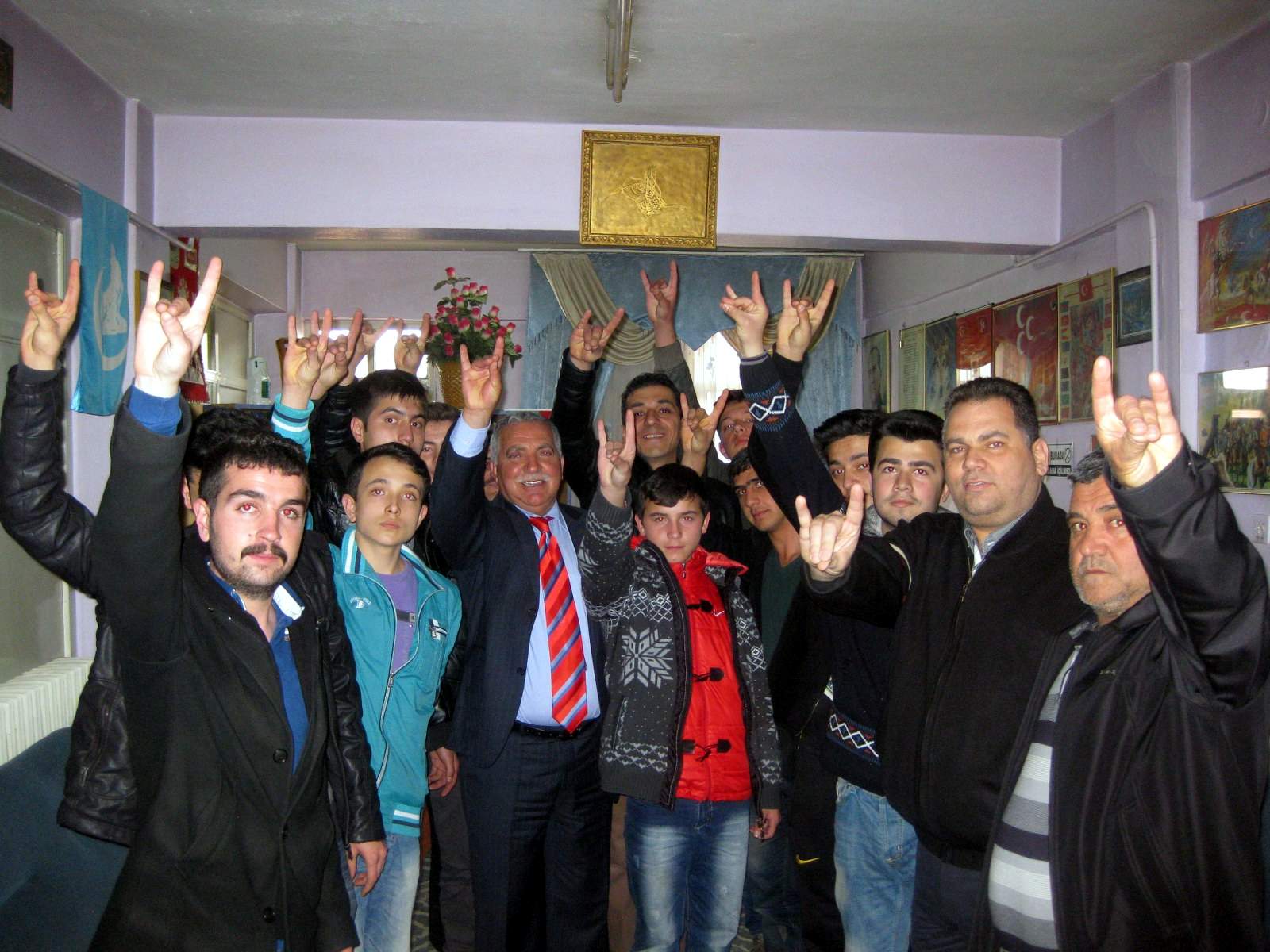 Orhan, Kula ülkü Ocaklarında