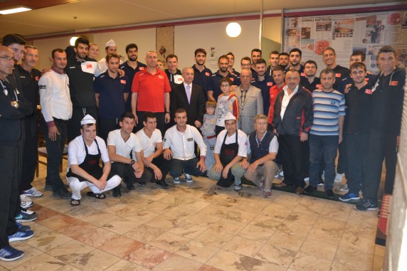 Milli Takım Gamalı'da Moral Buldu