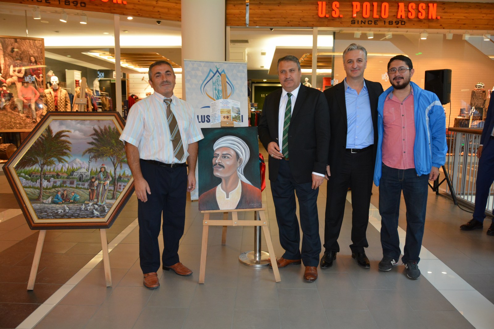 “yunus Emre” Sergisi Ziyarete Açıldı