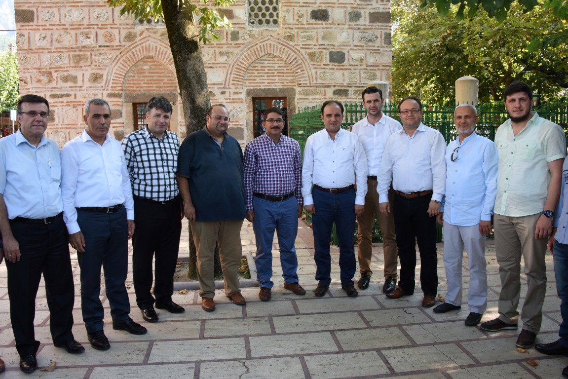 Ak Gençlik şehitler İçin Mevlit Okuttu