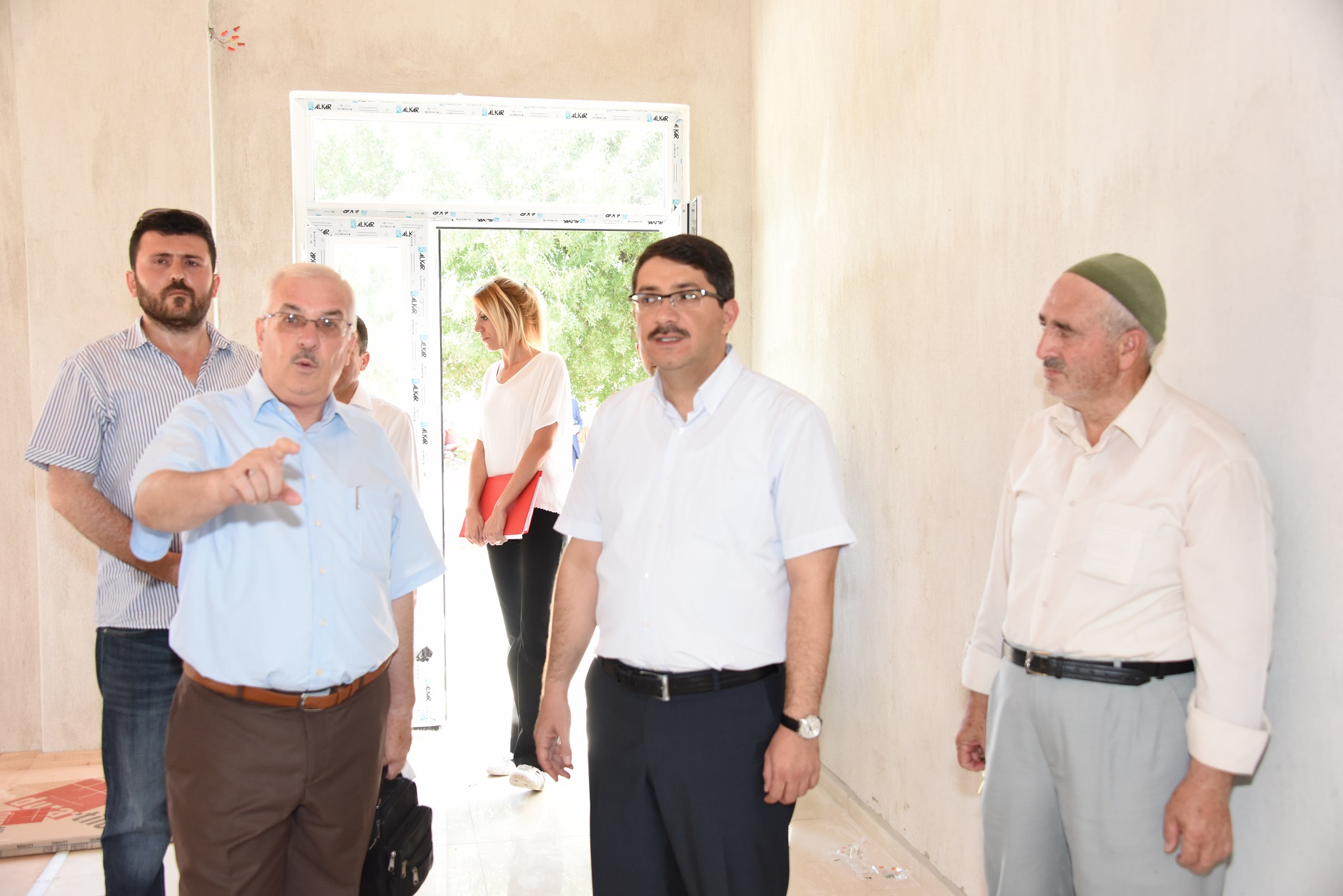 şehzadeler Taziye Evi Ve Kuran Kursu İnşa Etti