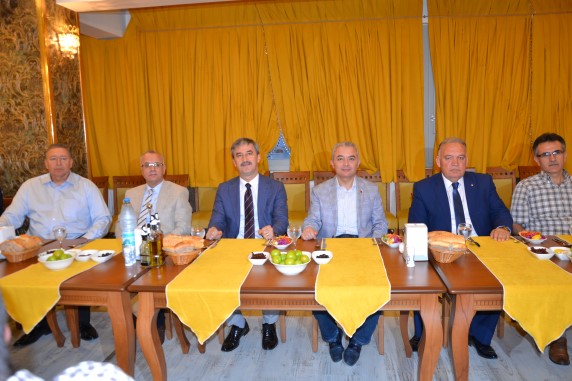 Tutso'dan Birlik İftarı