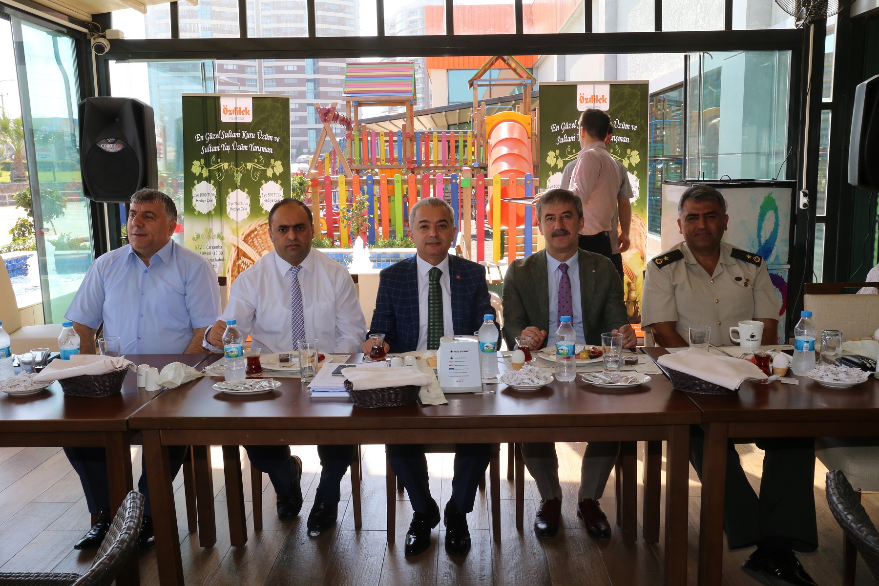 özdilek Avm’den üzüm Yarışması