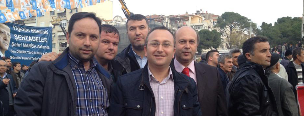 Ak Parti Meclis üyesi İstifa Etti