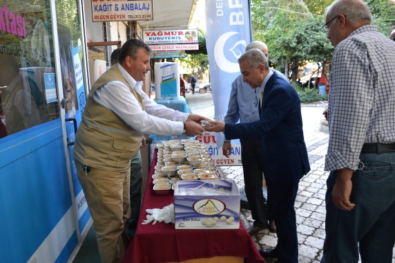 Aşureler Beşir Derneğinden