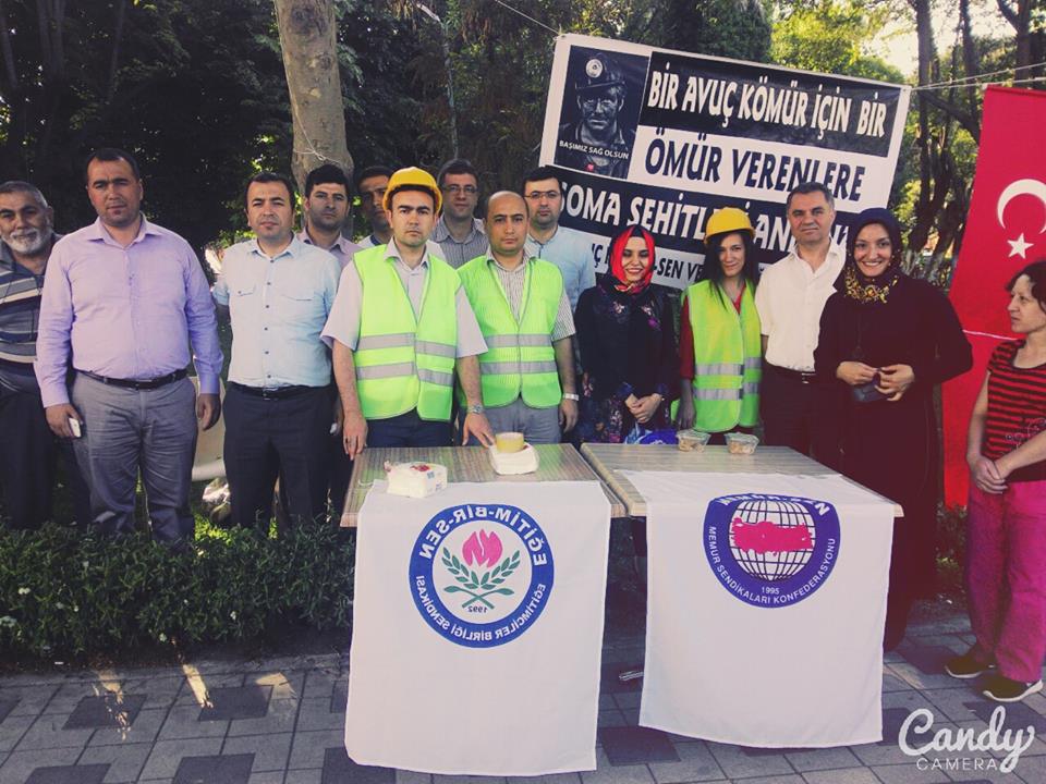 Eğitim-bir-sen Ve Genç Memur-sen, Soma şehitleri İçin Helva Dağıttı