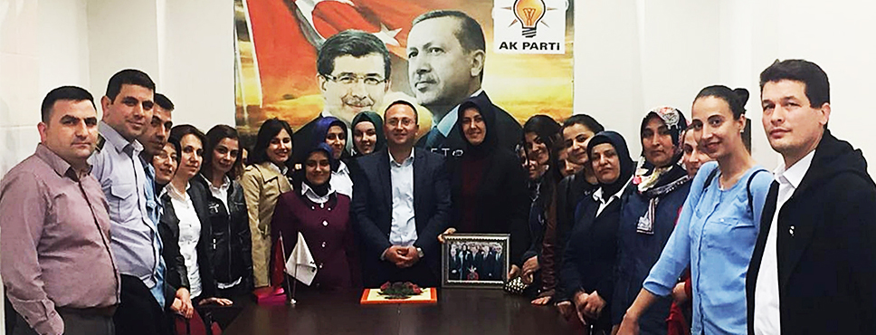 Taşeron İşçilerden Gedizli'ye Kadro Teşekkürü