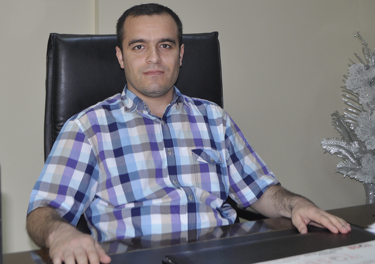 Sezer'den Bayram Kutlaması