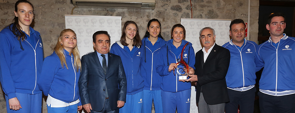 Seramiksanspor'a Büyük ödül 'yılın Takımı'