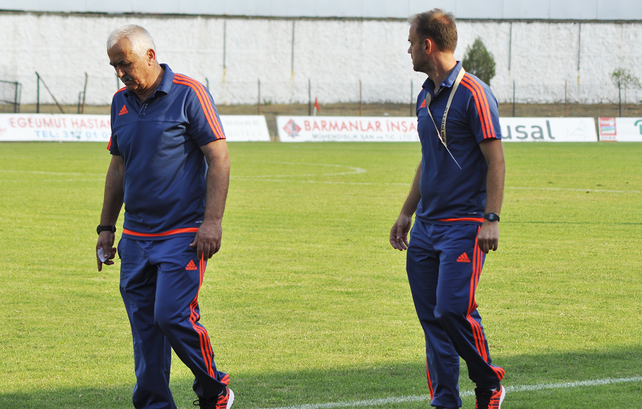 Turgutluspor Eriyor!