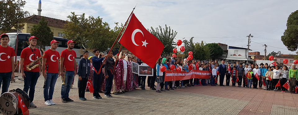 Cumhuriyet Bayramı Urganlı'da Da Coşkuyla Kutlandı