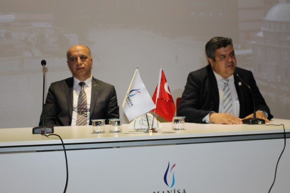 Teknoloji Fakültesi öğrencileri Bilgilendirildi