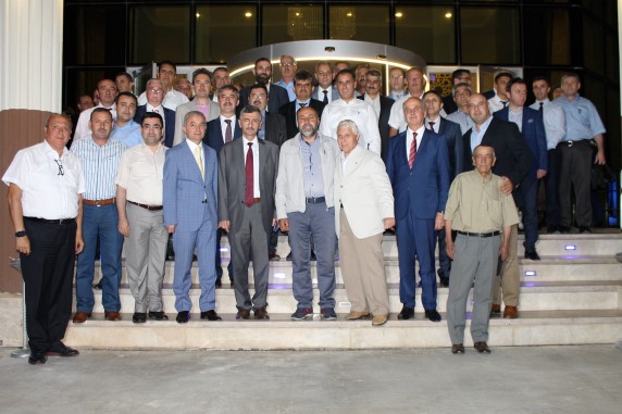 Turgutlu Vali Bektaş'ı Uğurladı