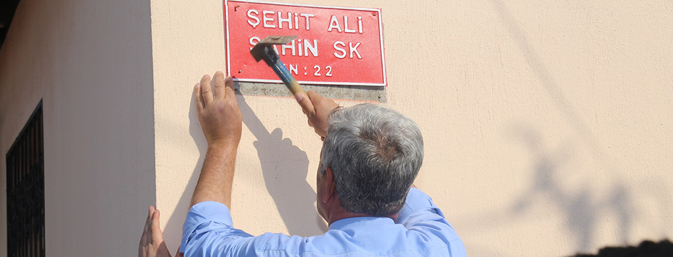 Turgutlu şehitlerini ölümsüzleştirdi