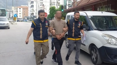 MANİSA’DA 13 ARACA ZARAR VEREN ŞAHIS HASTANEYE YATIRILDI