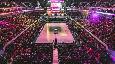 NBA’de finalin adı belli oldu NBA’de Doğu Konferansı finali yedinci maçında Miami Heat, Boston Celtics’i